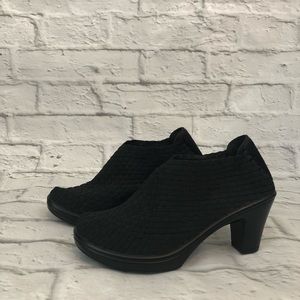 Corkys stretch woven black shoe size 9